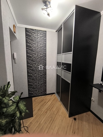 
   Продам 1-комнатную, 34.6 м², Красная ул, 17

. Фото 1.