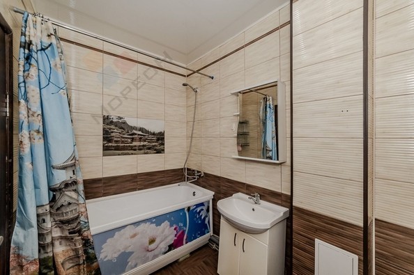 
   Продам 2-комнатную, 60.1 м², Гагарина ул, 159/1Г

. Фото 11.