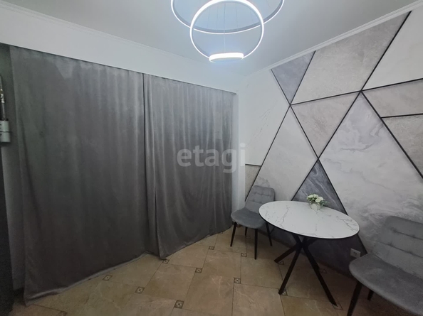 
   Продам 1-комнатную, 39.5 м², Чкалова ул, 84В

. Фото 1.