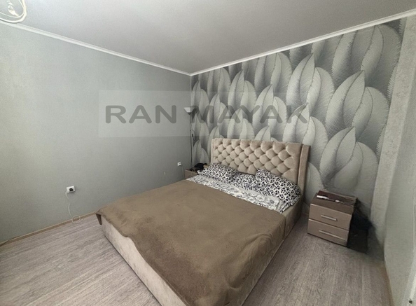 
   Продам 1-комнатную, 40 м², 

. Фото 7.