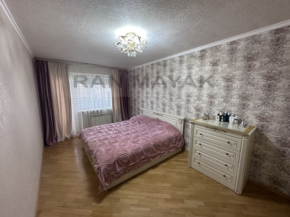 
   Продам 3-комнатную, 100 м², Герцена ул, 104

. Фото 3.