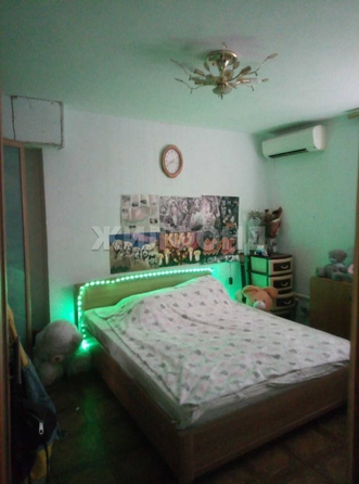 
   Продам 4-комнатную, 87 м², Бытха ул, 42

. Фото 4.