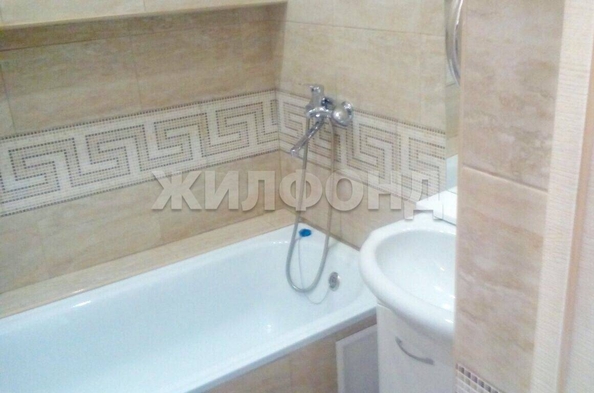 
   Продам 3-комнатную, 68 м², Дивноморская ул, 11

. Фото 2.