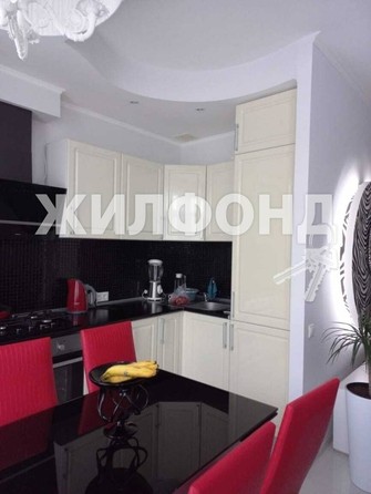 
   Продам 1-комнатную, 32 м², Плеханова ул, 15

. Фото 3.