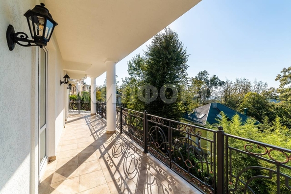 
   Продам дом, 590 м², Сочи

. Фото 10.