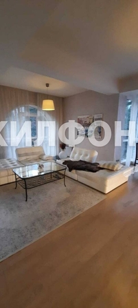 
   Продам 3-комнатную, 135 м², , 72/3

. Фото 11.