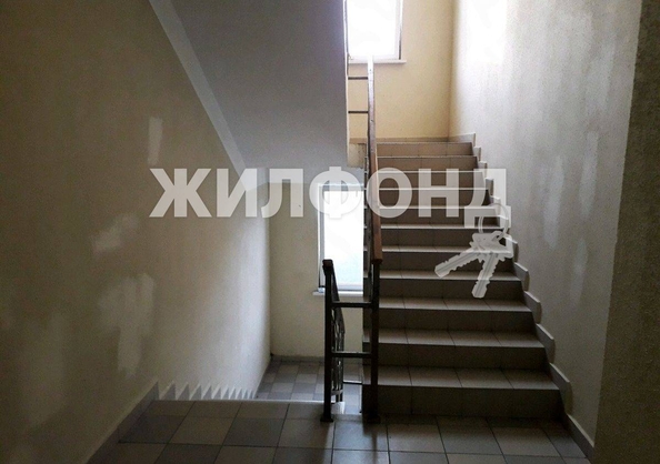 
   Продам 2-комнатную, 42 м², Тепличная ул, 16/6

. Фото 3.