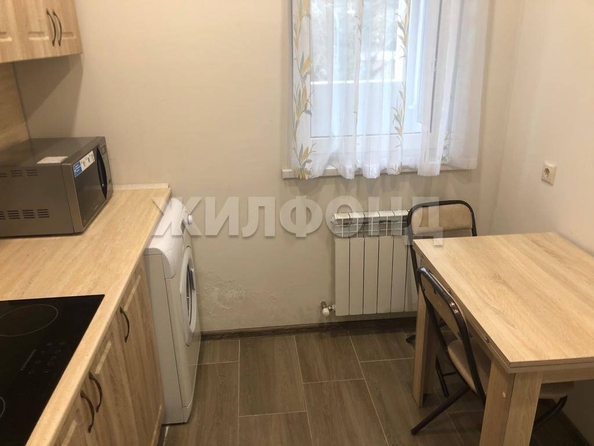 
   Продам 1-комнатную, 31 м², Аллея Челтенхэма ул, 8/8

. Фото 6.
