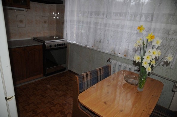 
   Продам 2-комнатную, 49 м², Советская ул, 26

. Фото 2.