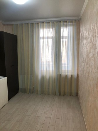 
   Продам 1-комнатную, 37 м², Ленина ул, 180Ак14

. Фото 2.