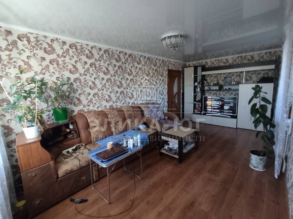 
   Продам 2-комнатную, 49 м², Новороссийское шоссе ул

. Фото 9.