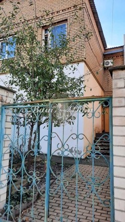 
   Продам 2-комнатную, 54 м², Приветливая ул, 4

. Фото 1.