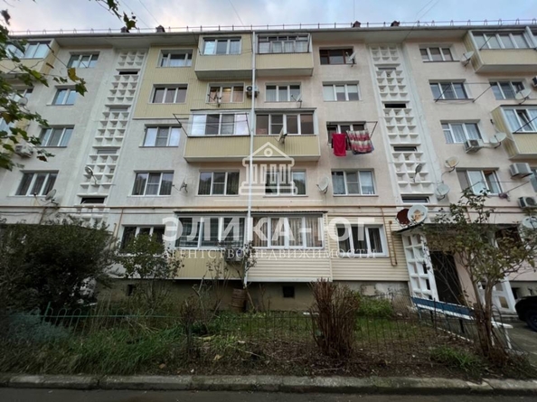 
   Продам 3-комнатную, 65 м², 2-й мкр

. Фото 21.