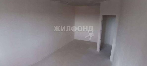 
   Продам 1-комнатную, 38 м², Героя Георгия Бочарникова ул, 14

. Фото 2.