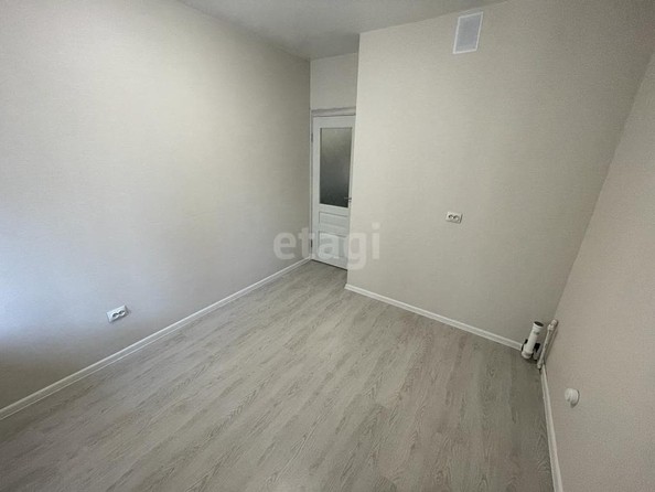 
   Продам 1-комнатную, 35 м², Заполярная ул, 39/10

. Фото 3.