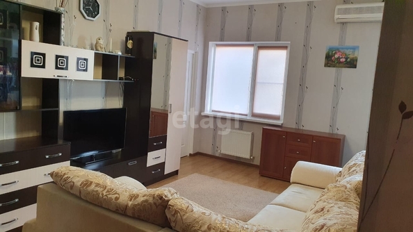 
   Продам 2-комнатную, 54.4 м², Тургенева ул, 3а/12

. Фото 1.