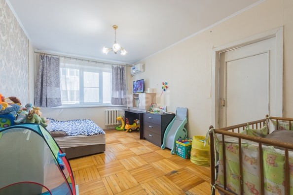 
   Продам 2-комнатную, 44.4 м², Новороссийская ул, 180

. Фото 1.