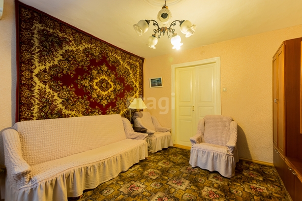 
   Продам 4-комнатную, 55.7 м², Ставропольская ул, 39/1

. Фото 4.