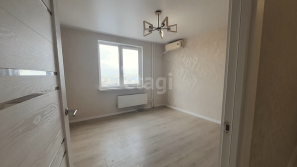 
   Продам 2-комнатную, 59.5 м², Черкасская ул, 58

. Фото 12.