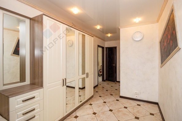 
   Продам 3-комнатную, 68.4 м², Уральская ул, 174

. Фото 3.