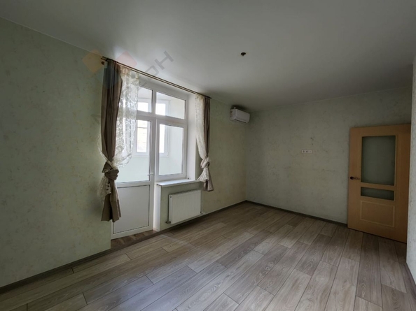 
   Продам 2-комнатную, 55 м², Восточно-Кругликовская ул, 30/2

. Фото 1.