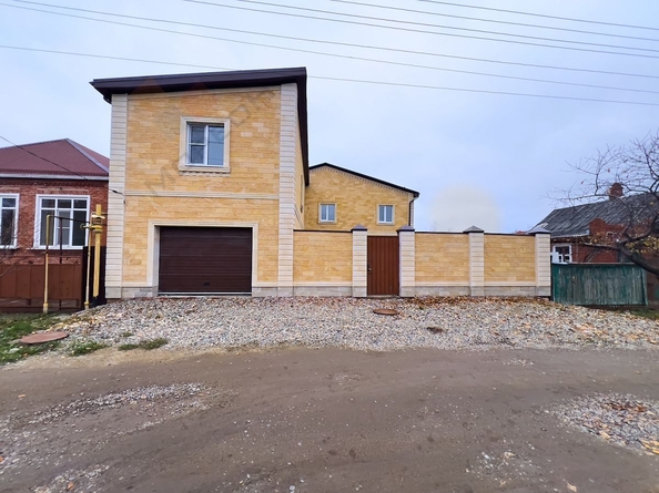 
   Продам дом, 400 м², Краснодар

. Фото 2.