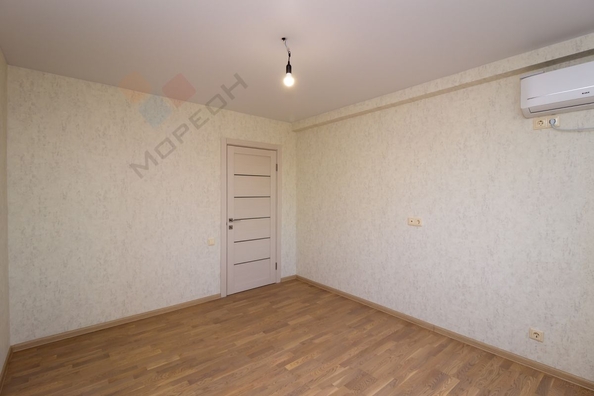 
   Продам 3-комнатную, 69.6 м², Уральская ул, 180

. Фото 14.