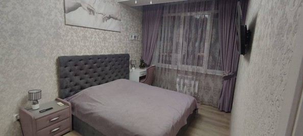 
   Продам 1-комнатную, 50 м², Демократическая ул, 4

. Фото 3.