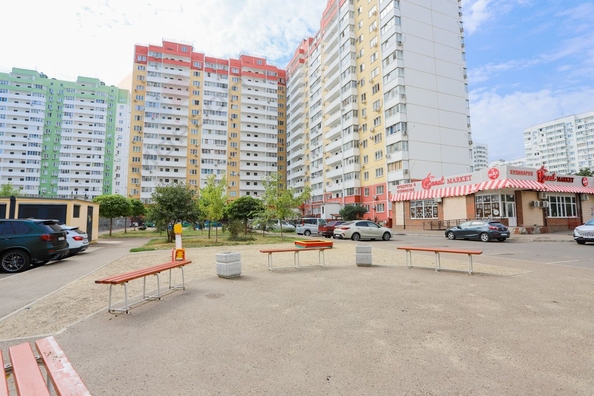 
   Продам 2-комнатную, 63 м², Героев-Разведчиков ул, 23/1

. Фото 14.