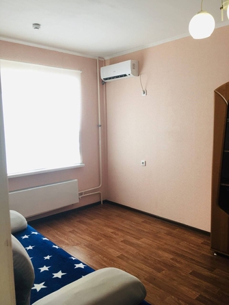 
   Продам 1-комнатную, 40 м², адмирала Меньшикова б-р, 11

. Фото 6.