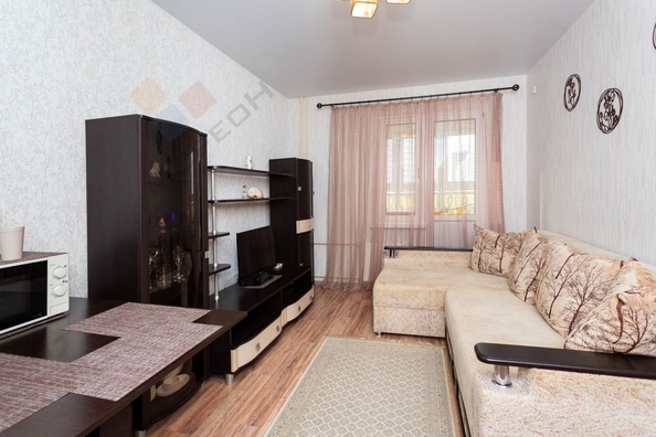 
   Продам 1-комнатную, 36 м², Котлярова Н.С. ул, 32

. Фото 3.