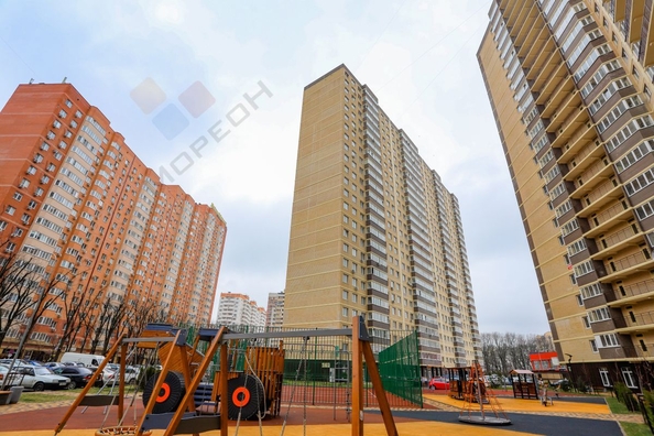 
   Продам 2-комнатную, 65.6 м², Домбайская ул, 55к6

. Фото 3.