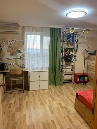 
   Продам 1-комнатную, 43 м², Северный мкр, д 177

. Фото 15.