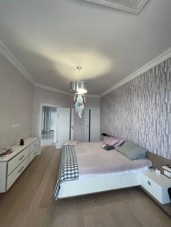 
   Продам 2-комнатную, 80 м², Крымская ул, 3 к 1

. Фото 2.