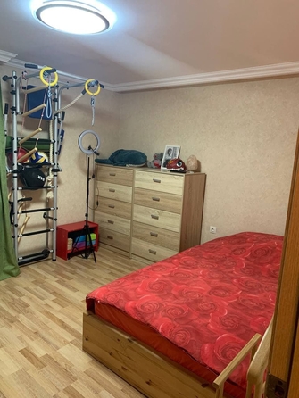 
   Продам 2-комнатную, 48 м², Северный мкр, 177

. Фото 5.