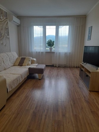 
   Продам 2-комнатную, 66 м², Маршала Жукова ул, к 6

. Фото 1.