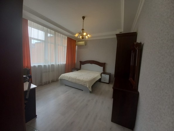 
   Продам 3-комнатную, 83 м², Савицкого ул, 2А

. Фото 2.