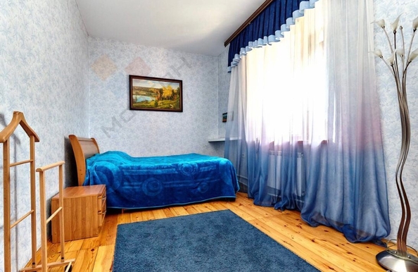 
   Продам дом, 331 м², Краснодар

. Фото 1.