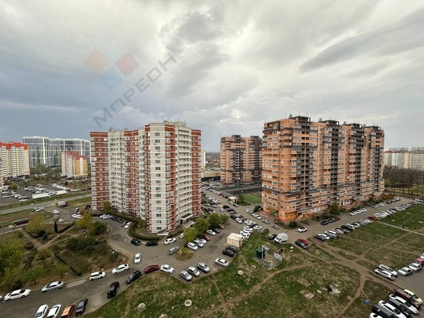 
   Продам 1-комнатную, 40 м², Валерия Гассия ул, 7

. Фото 13.