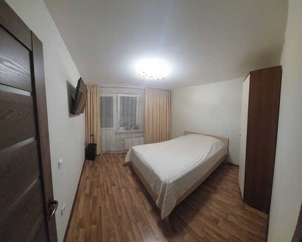 
   Продам 2-комнатную, 65 м², Маршала Жукова ул, к 5

. Фото 2.