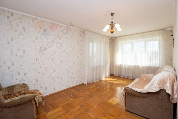 
   Продам 3-комнатную, 61.2 м², Селезнева ул, 126

. Фото 3.