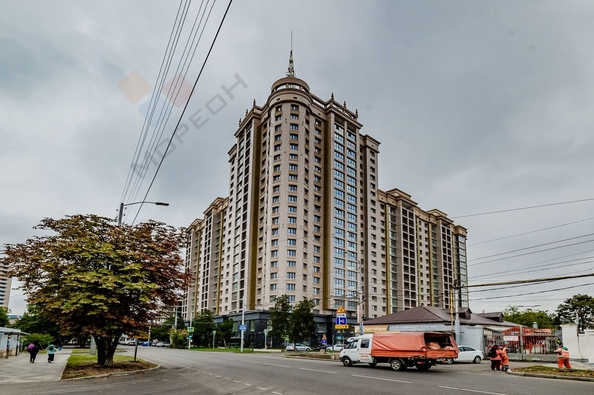 
   Продам 3-комнатную, 124.5 м², Дзержинского ул, 95

. Фото 2.