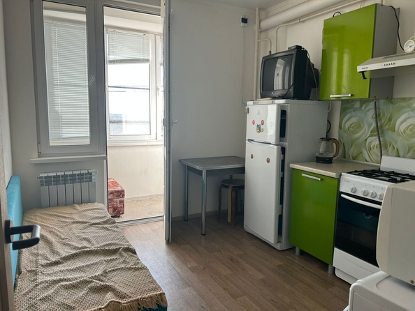 
   Продам 1-комнатную, 34 м², Ленина ул, 180Ак14

. Фото 2.