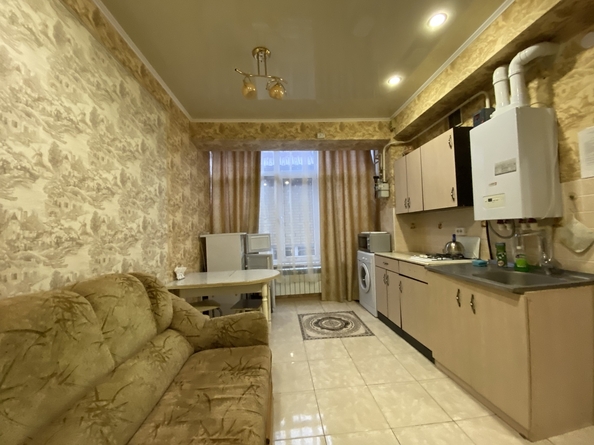 
   Продам 1-комнатную, 40 м², Шевченко ул, 156

. Фото 4.