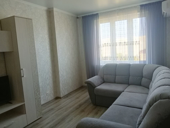 
   Продам 1-комнатную, 52 м², Парковая ул, 60к3

. Фото 2.