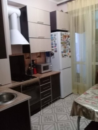 
   Продам 1-комнатную, 38 м², Санаторная ул, 50БлитБ

. Фото 2.