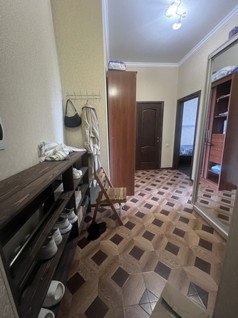 
   Продам 1-комнатную, 38 м², Кати Соловьяновой ул, 84

. Фото 2.