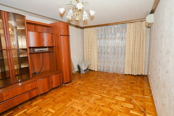 
   Продам 3-комнатную, 69.1 м², 30-й Иркутской Дивизии ул, 13

. Фото 3.