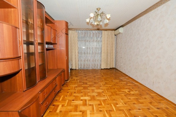 
   Продам 3-комнатную, 69.1 м², 30-й Иркутской Дивизии ул, 13

. Фото 4.