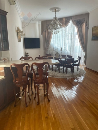 
   Продам дом, 580 м², Краснодар

. Фото 2.